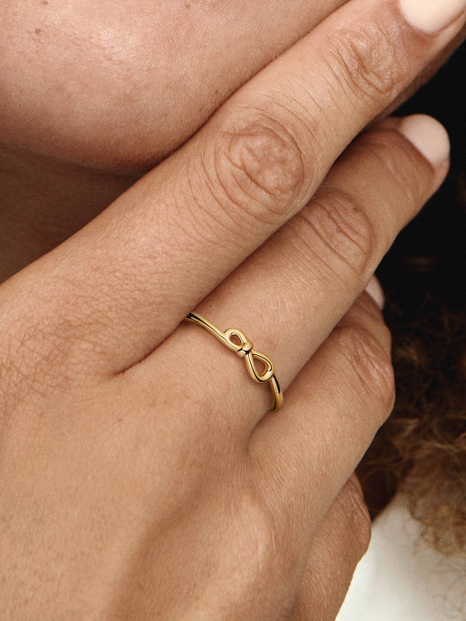 Evighetsknute Ring
