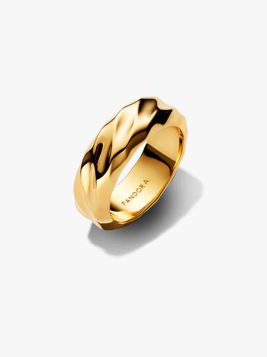 Bred Båndring med Bølger