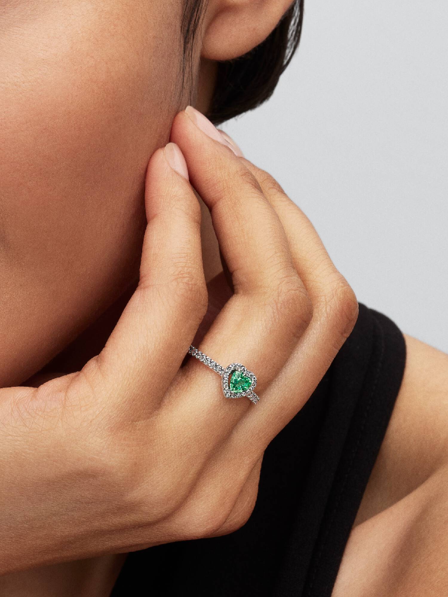 Hevet Mintgrønt Hjerte Ring