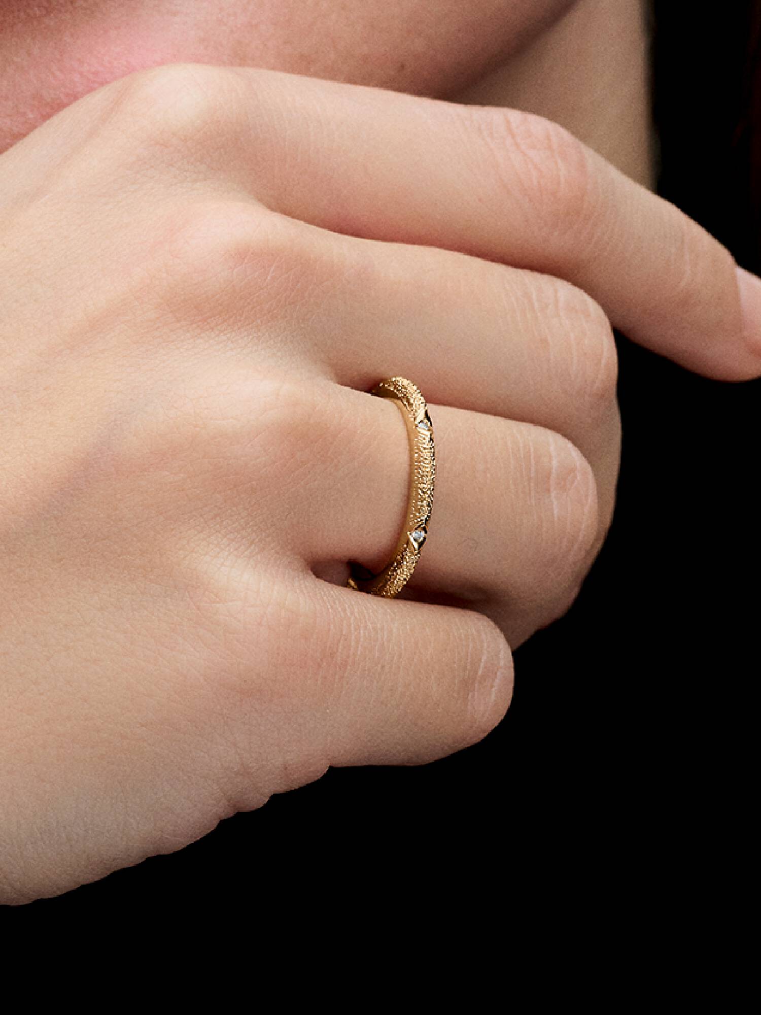 Tekstur og Steiner Ring