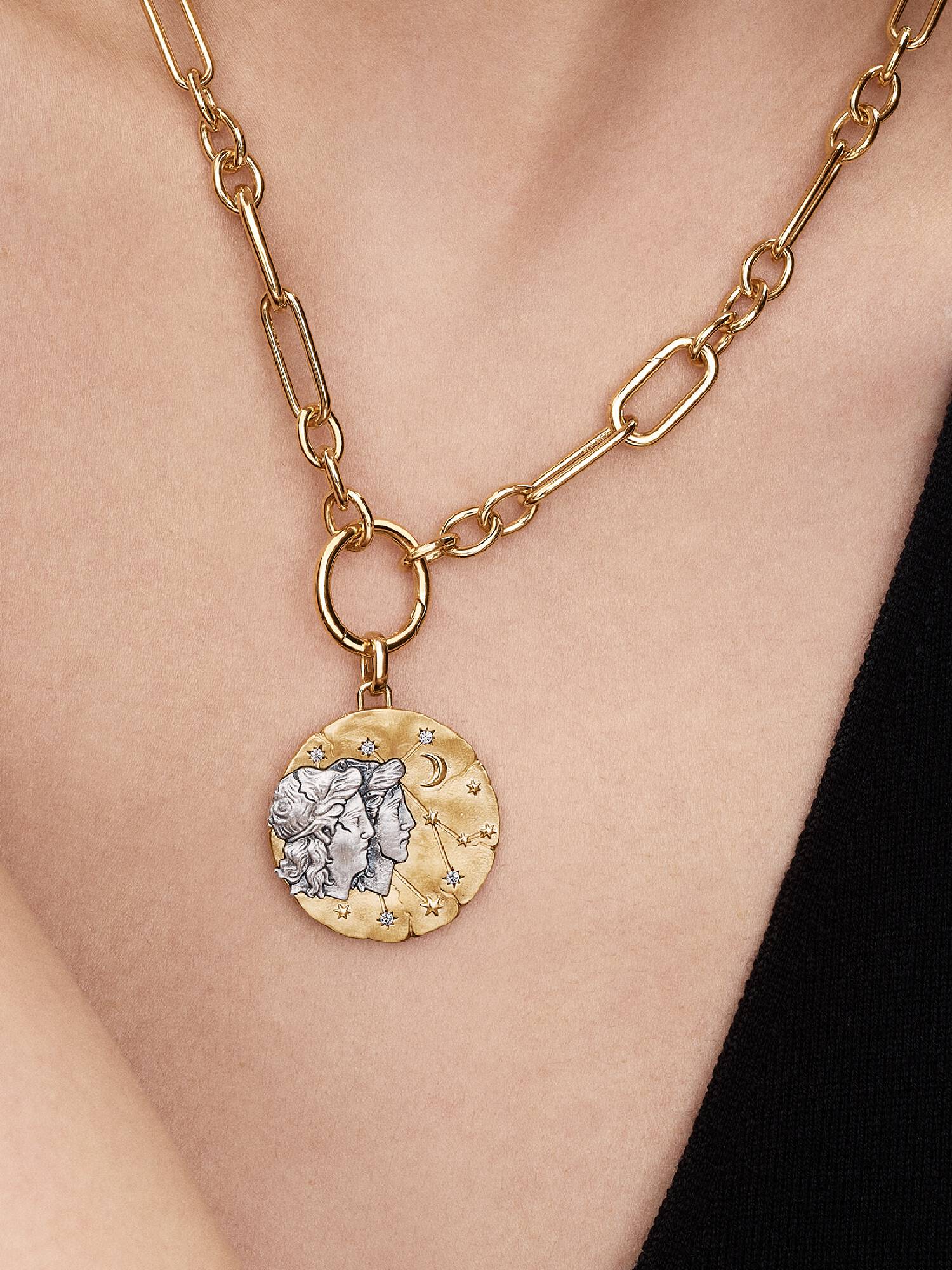 Stjernetegnet Tvillingene Oversized Medaljong Charm