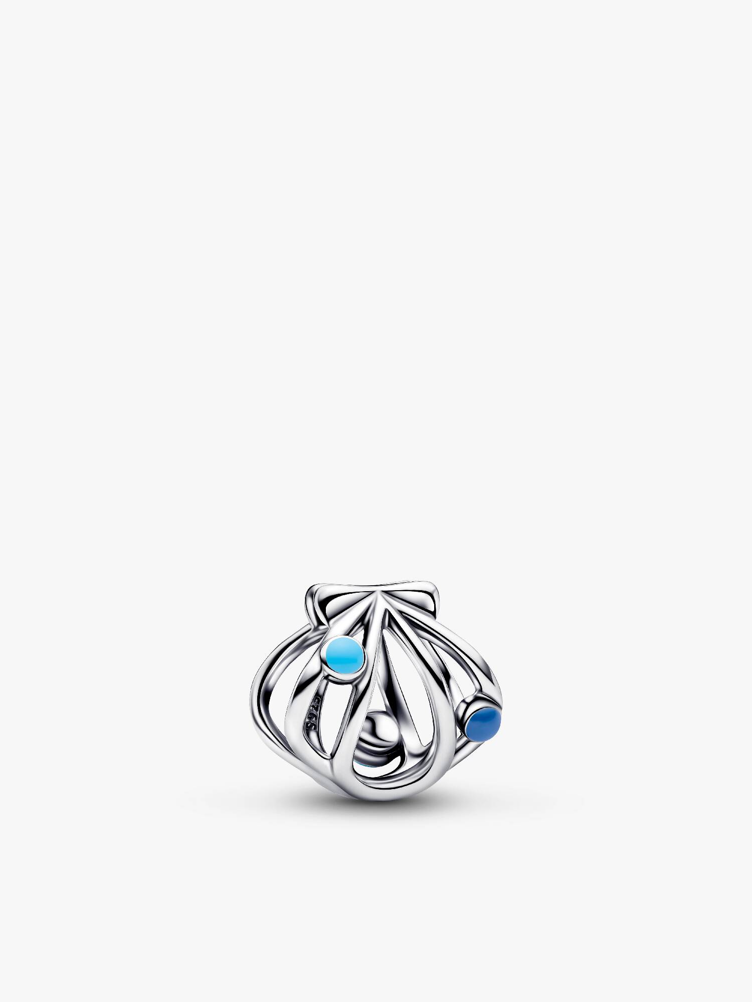 Openwork Skjell Charm