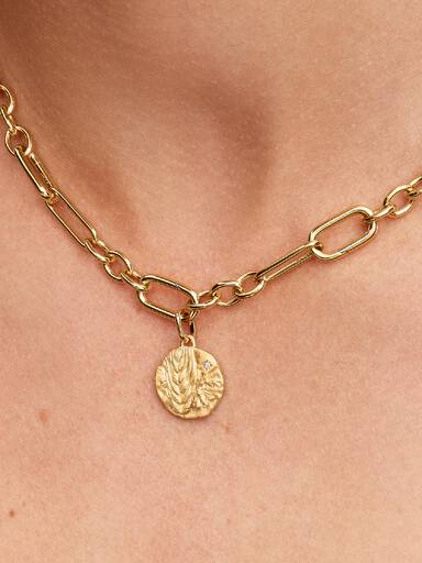 Hvete Medaljong Charm