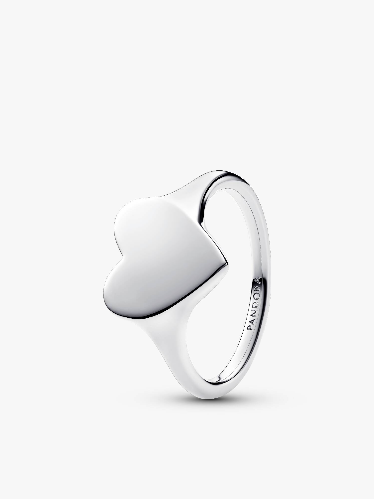 Ring med Inngraverbart Hjerte