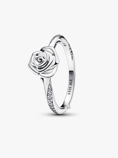 Utsprunget Rose Ring