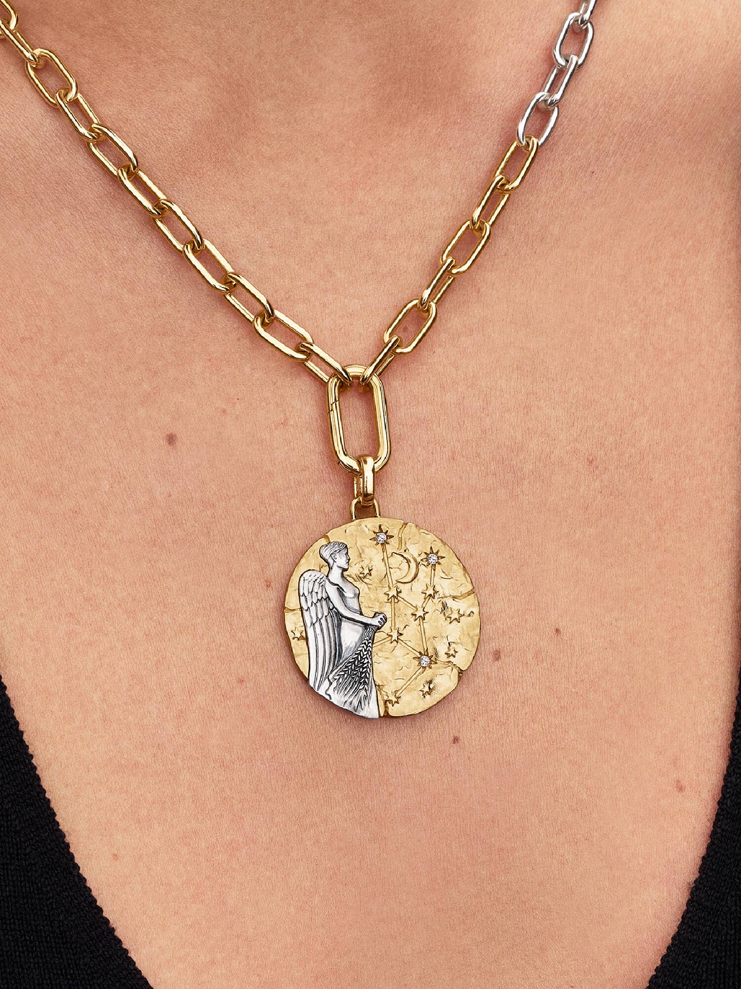 Stjernetegnet Jomfruen Oversized Medaljong Charm