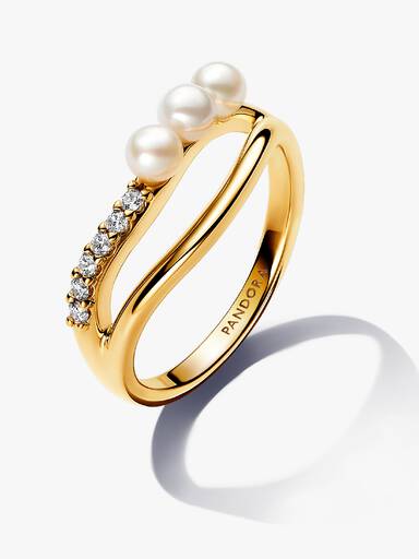 Ring med Behandlet Ferskvannskulturperle og Organisk Formet Dobbelt Bånd