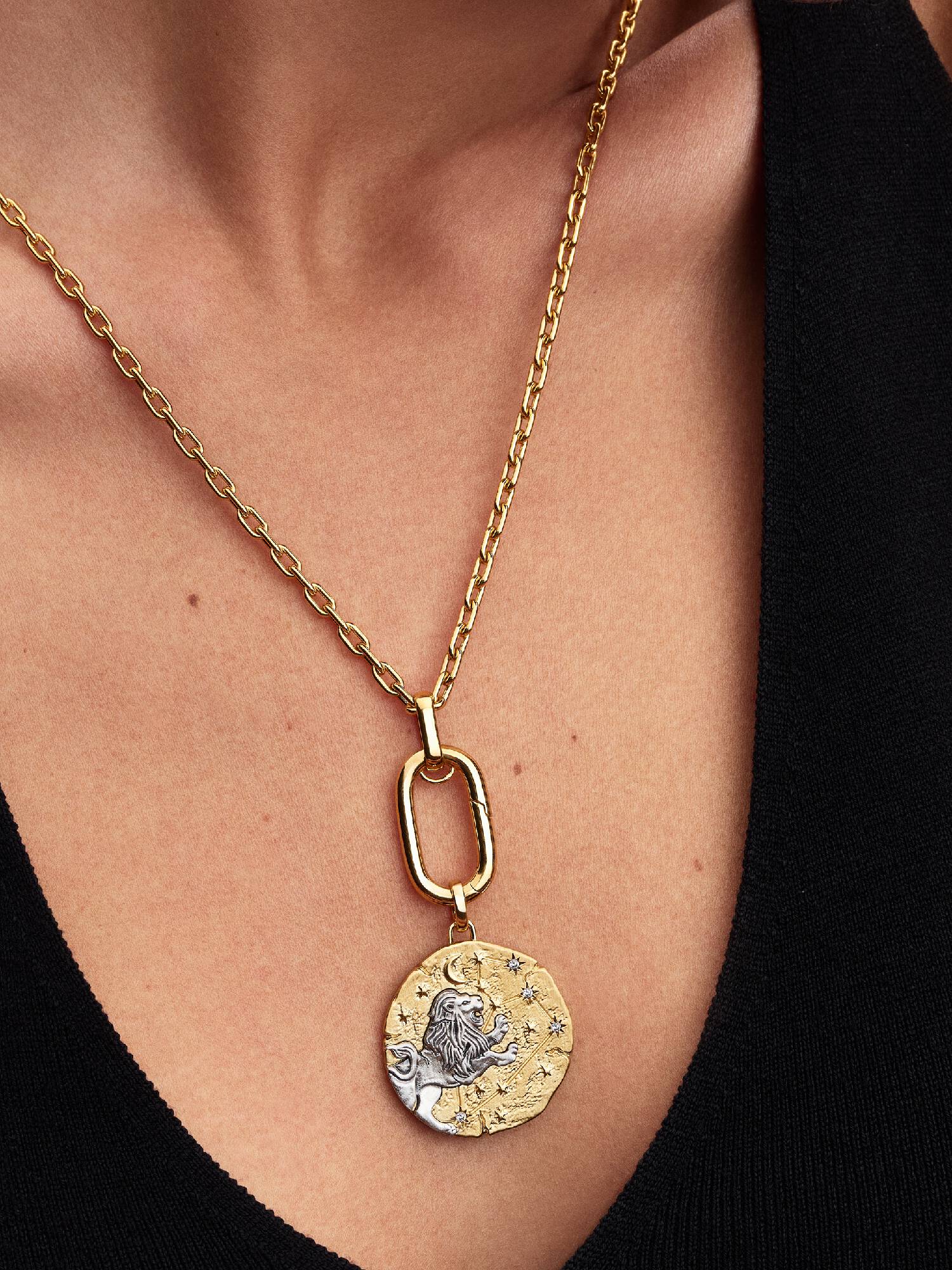 Stjernetegnet Løven Oversized Medaljong Charm