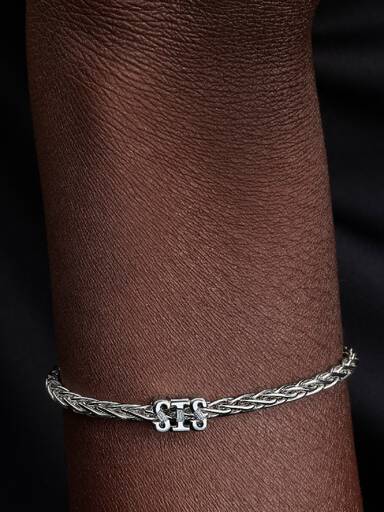 Søster Charm