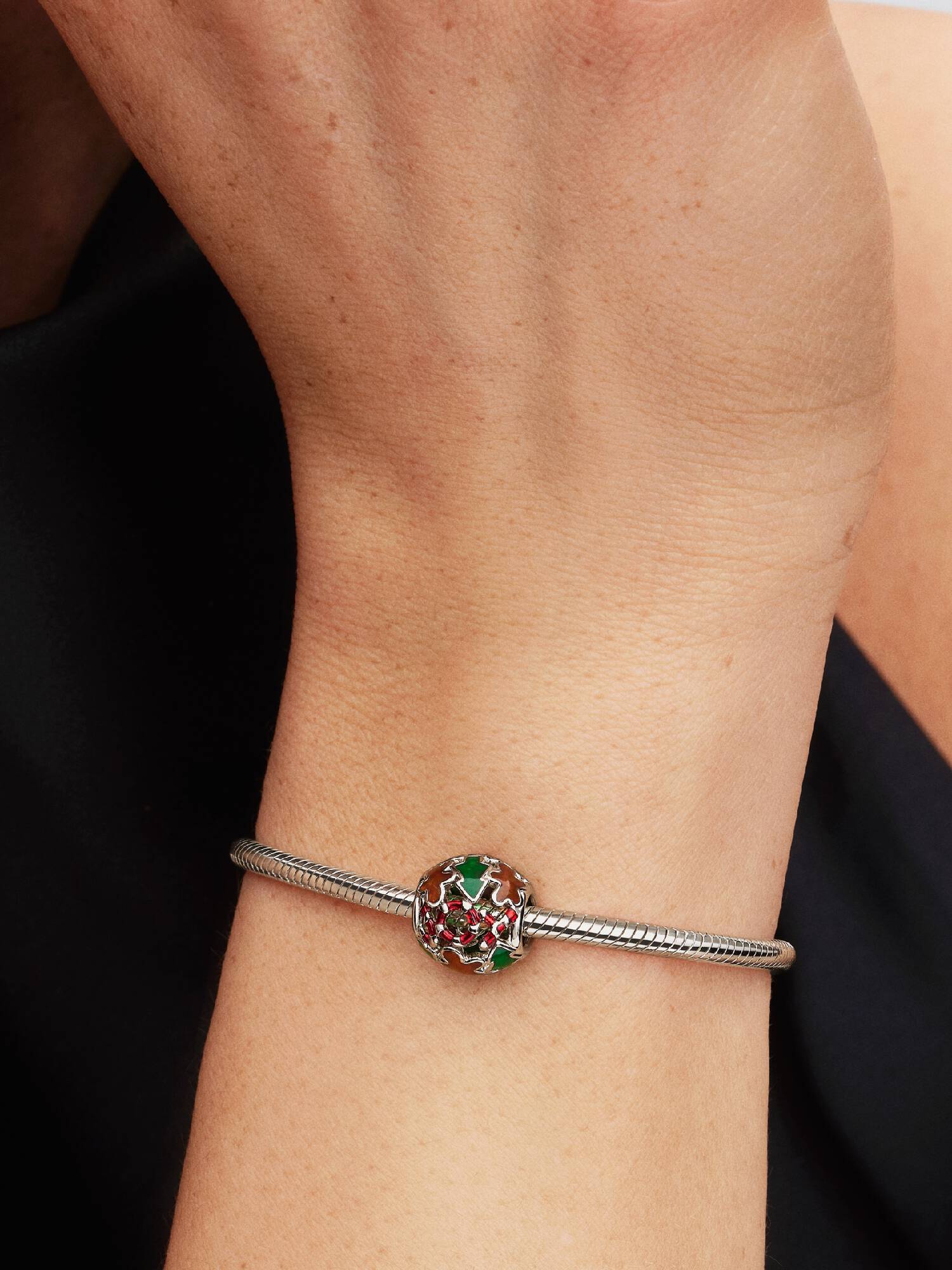 Juleglede Openwork Charm