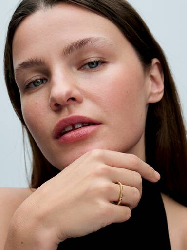 Tekstur og Steiner Ring