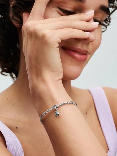 Utsprunget Rose Hengende Charm