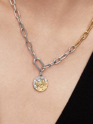 Stjernetegnet Tyren Medaljong Charm
