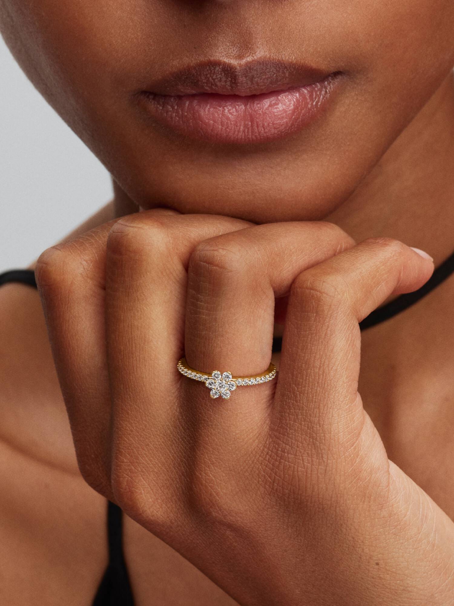 Funklende Blomst Ring