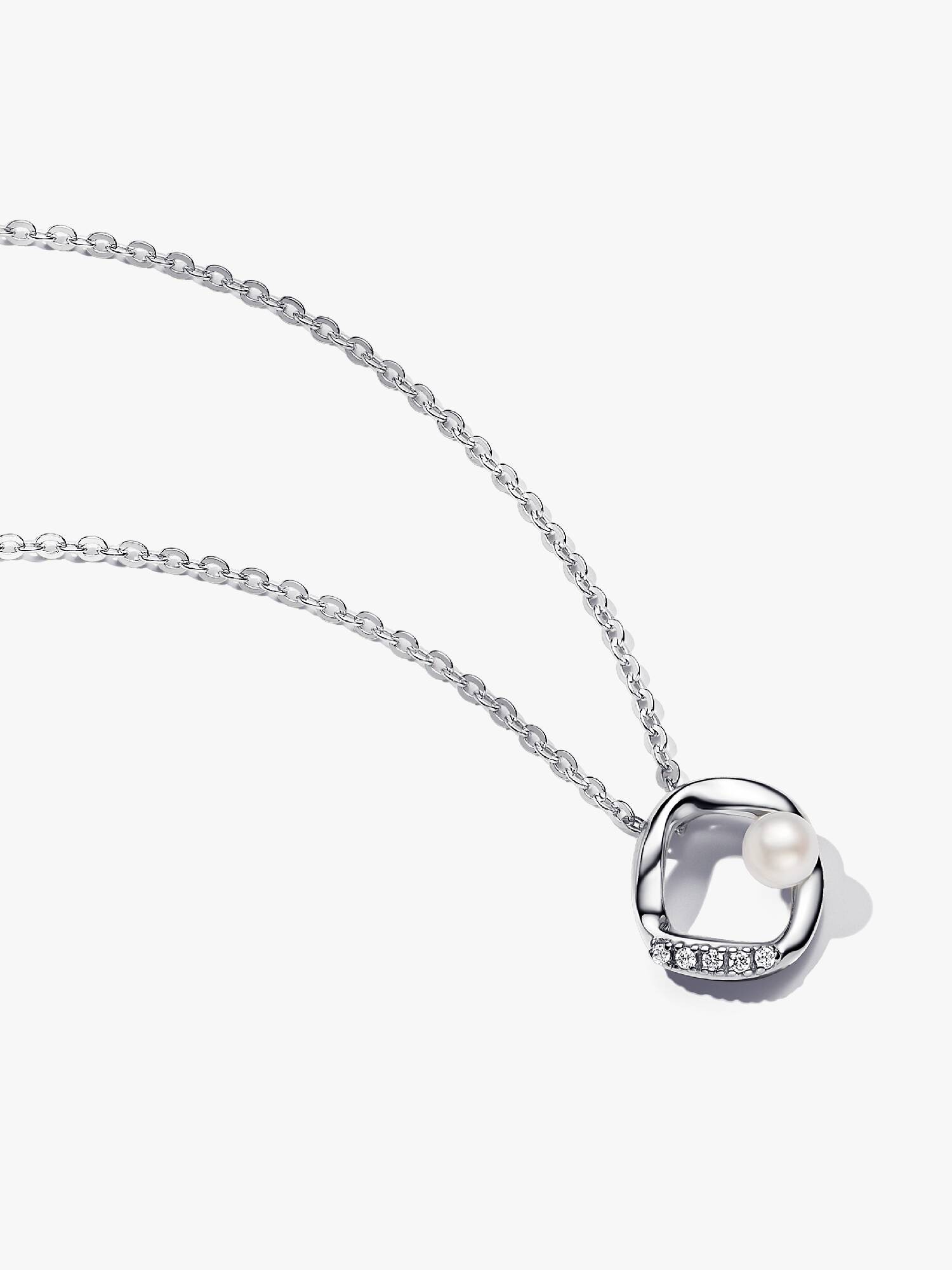 Organisk Formet Pavé Sirkel og Behandlet Ferskvannskulturperle Collier Halskjede