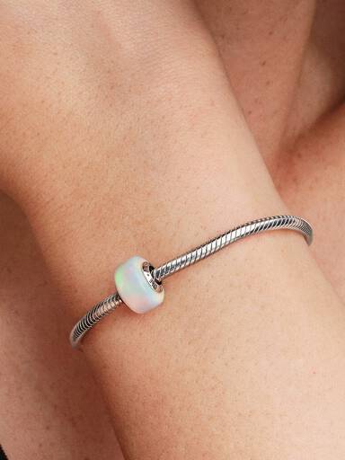 Opaliserende Charm