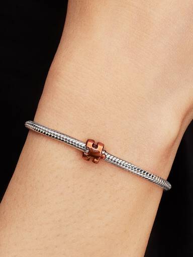 Oransje Puslespillbit Mini Charm
