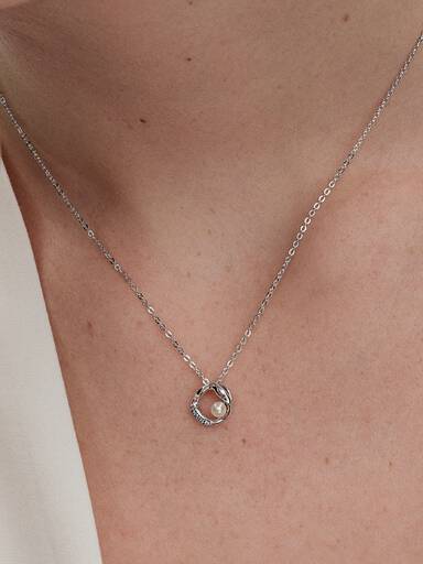 Organisk Formet Pavé Sirkel og Behandlet Ferskvannskulturperle Collier Halskjede