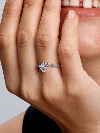 Bølget Pavé Hjerte Ring