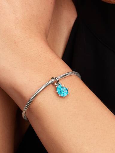 Sjøsnegle Hengende Charm i Blått Muranoglass