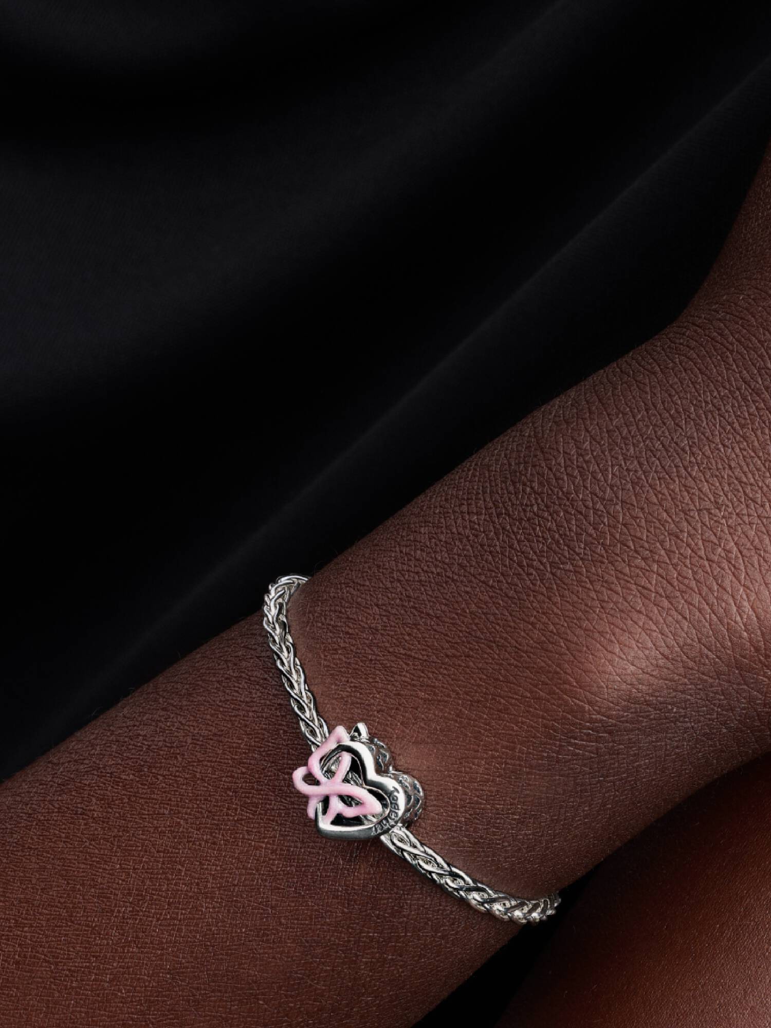 Sammenflettet Hjerte og Sommerfugl Charm 