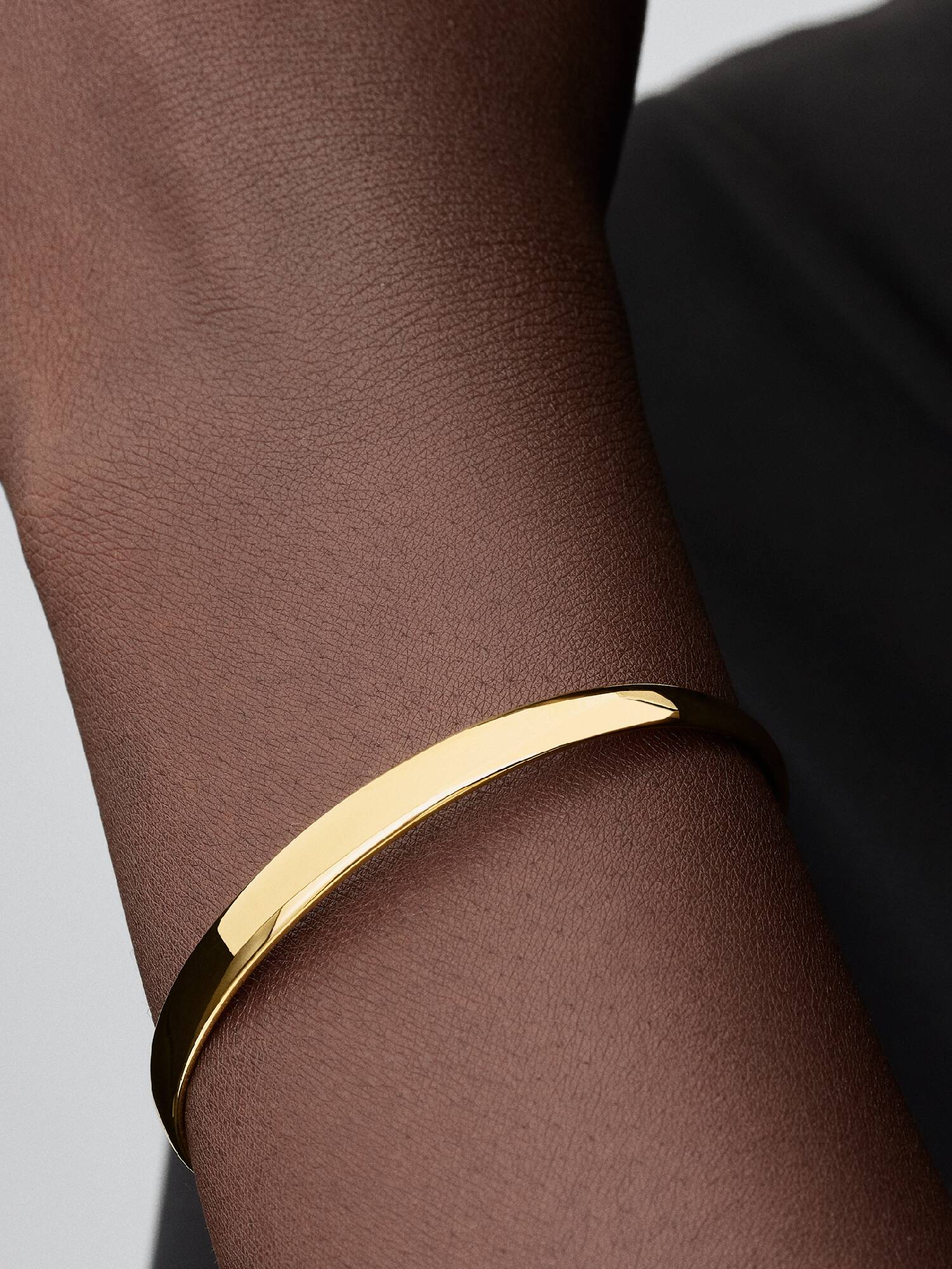 Inngraverbart Åpent Bangle