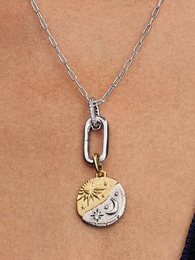 Sol og Måne Medaljong Charm