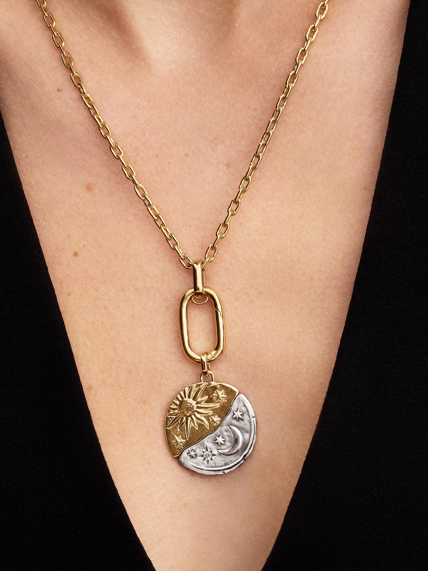 Oversized Sol og Måne Medaljong Charm