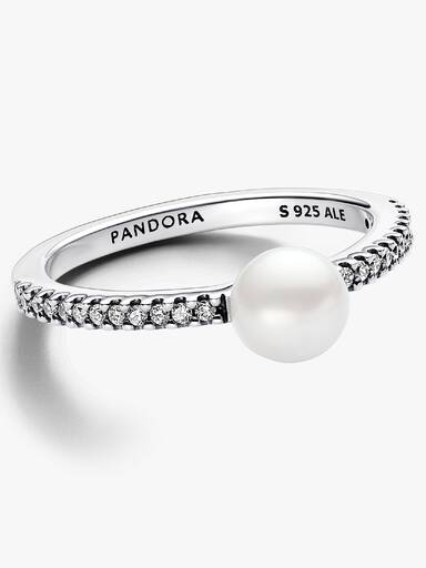 Behandlet ferskvannskulturperle og Pavé Ring