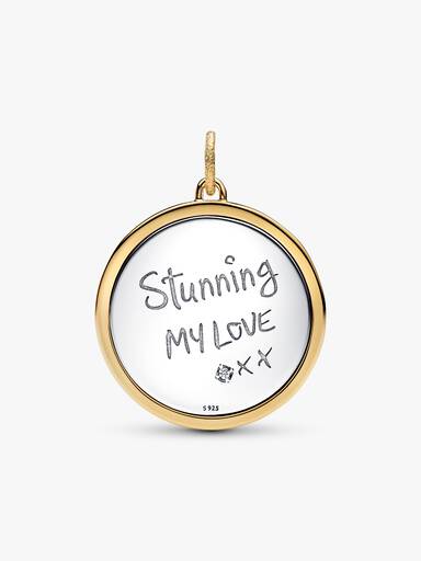 Pat McGrath The Beauty Mantra Oversized Medaljong